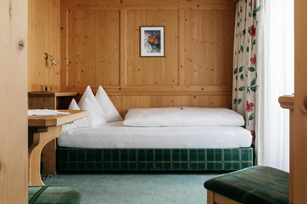 Hotel Kristall Lech am Arlberg Ngoại thất bức ảnh